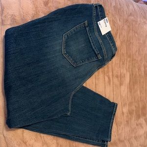 Old Navy 16 short curvy skinny jeans